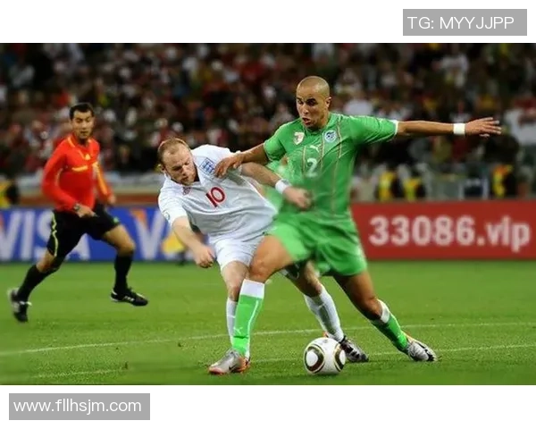 足球明星喜迎新生命温馨庆祝怀孕照片曝光引发网友热议